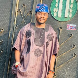 Adeye Pink Men Dashiki