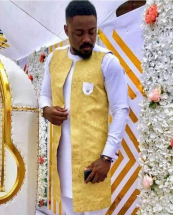 Akin White & Gold Men Outfit