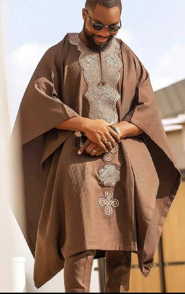 Biire Brown African Men Agbada