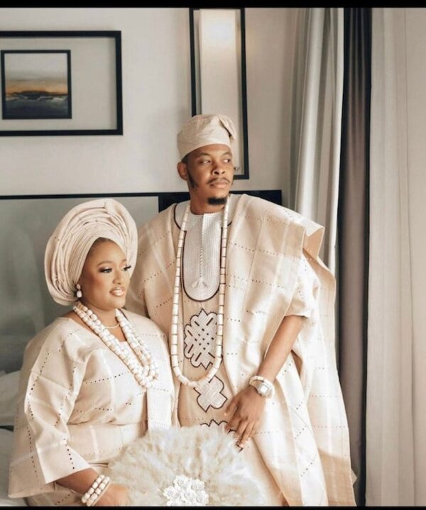 Ariyo Couples Wedding Suit - Image 2