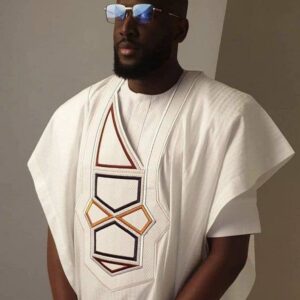 Akolade African agbada