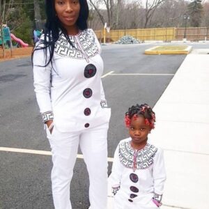 Adeclassic White and Black Sace Design