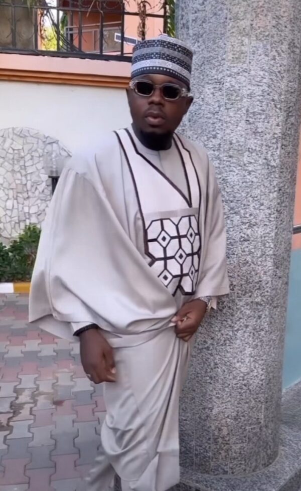 Toyese African men agbada - Image 2
