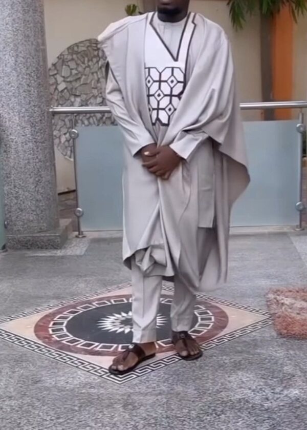 Toyese African men agbada - Image 3