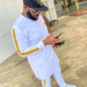 Itobi White and Gold Trimming Men Suit