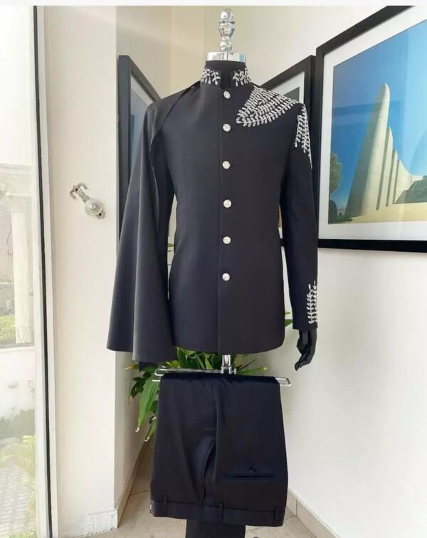 Ore Unique Suit - Image 3