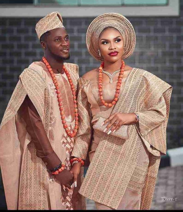 Ewatomi couples rose gold damask aso oke - Image 4